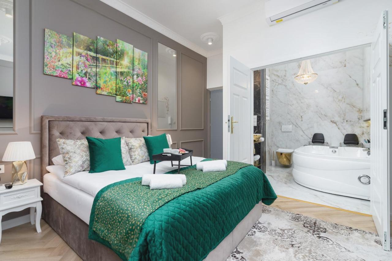 Kazimierz Studio With Jacuzzi By Renters Prestige Krakow Exterior photo