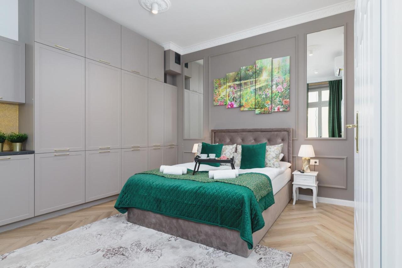 Kazimierz Studio With Jacuzzi By Renters Prestige Krakow Exterior photo