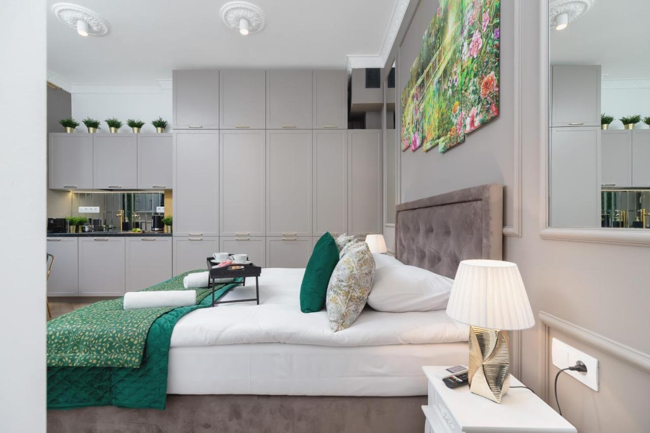 Kazimierz Studio With Jacuzzi By Renters Prestige Krakow Exterior photo